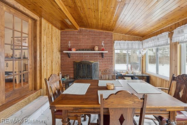 Builiding view fifteen for 707 Briarwood, Fenton, MI. 48430