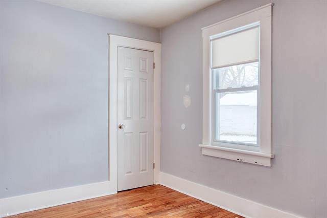 Builiding view thirteen for 1207 Broadway, Owosso, MI. 48867