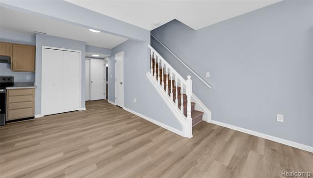 Builiding view eleven for 50461 Bay Run, New Baltimore, MI. 48047