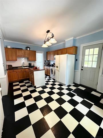 Builiding view eight for 284 Saint Clair, Romeo, MI. 48065