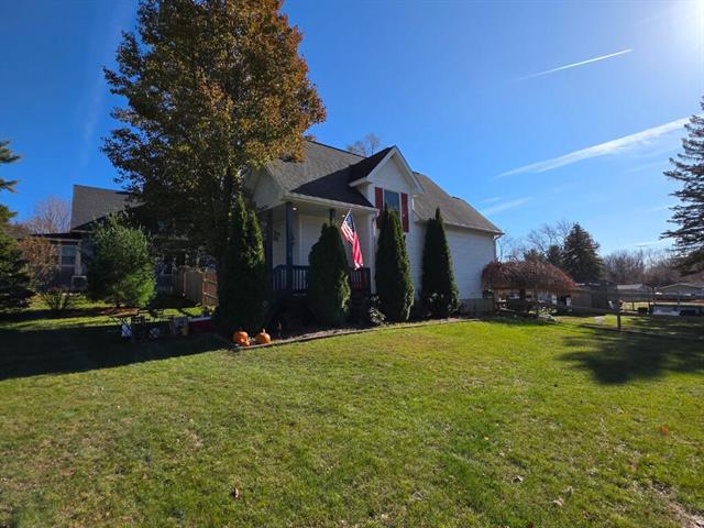 Builiding view eight for 417 Maple, Webberville, MI. 48892