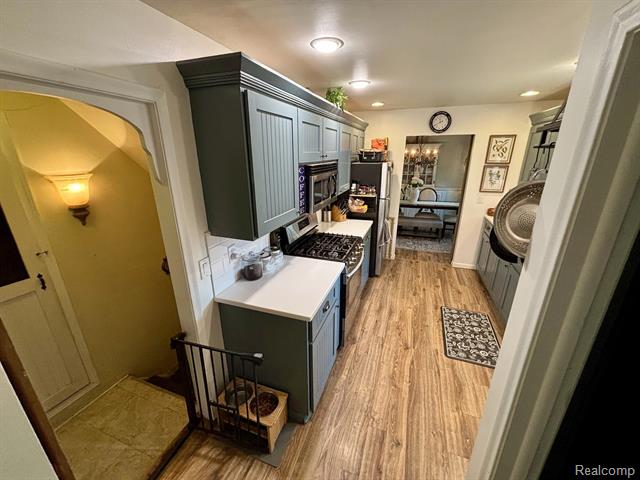 Builiding view seven for 1227 Jackson, Lapeer, MI. 48446