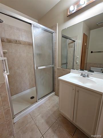 Builiding view ten for 3350 Heritage, Dearborn, MI. 48124