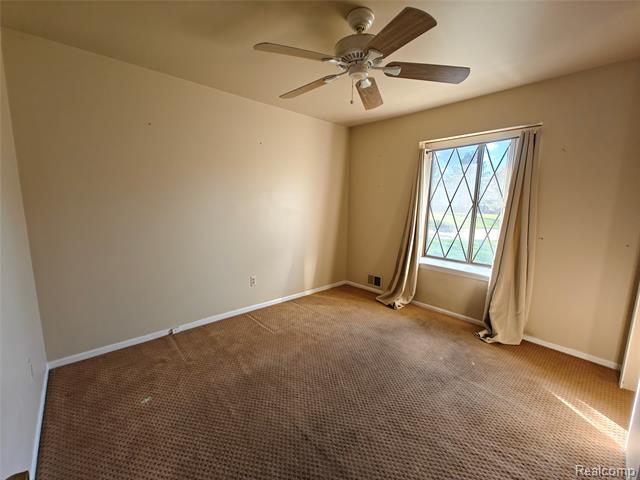 Builiding view twelve for 3350 Heritage, Dearborn, MI. 48124