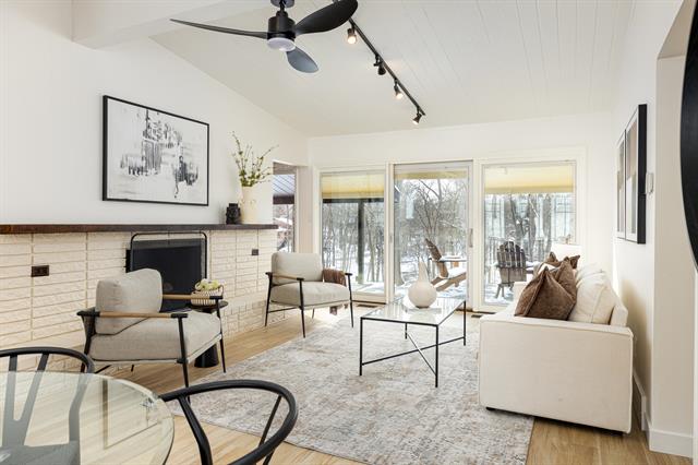 Builiding view ten for 4120 Woodland, Ann Arbor, MI. 48103