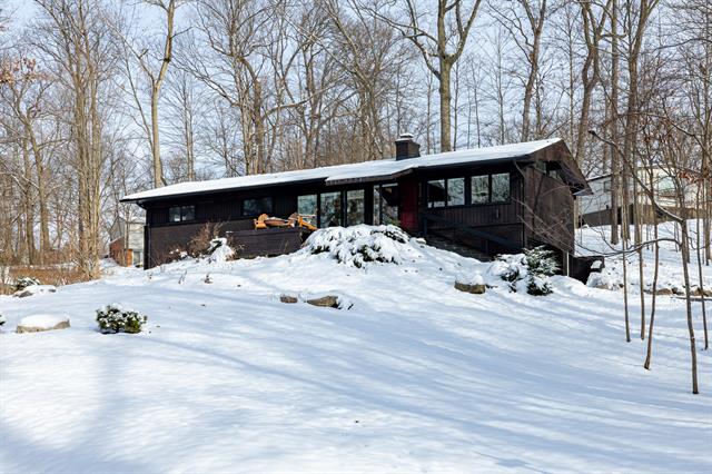 front view for 4120 Woodland Drive, Ann Arbor, Mi. 48103