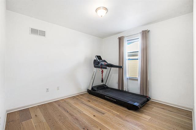 Builiding view nineteen for 8876 Creekway, Ypsilanti, MI. 48197