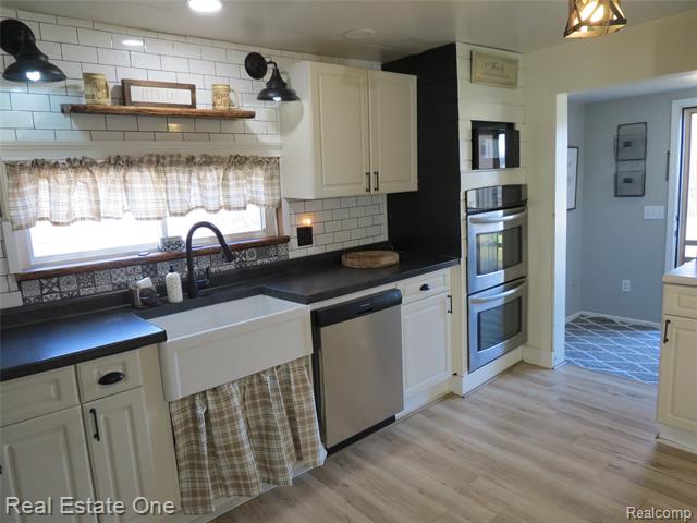 Builiding view seven for 225 South, Fowlerville, MI. 48836