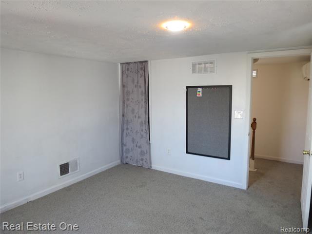 Builiding view twenty six for 225 South, Fowlerville, MI. 48836