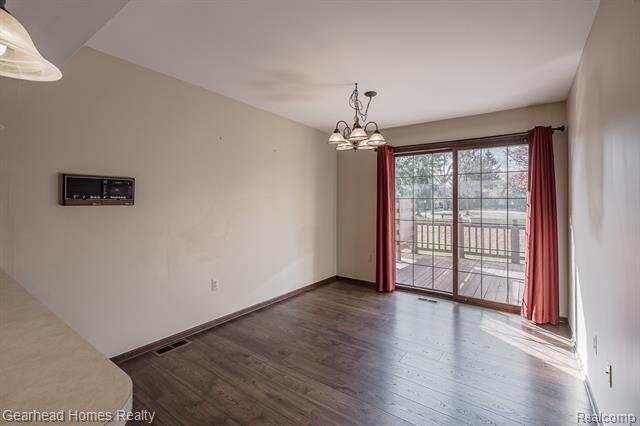 Builiding view seventeen for 37660 Laurel Park, Livonia, MI. 48152