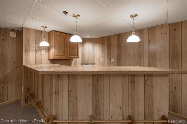 Builiding view thirty four for 37660 Laurel Park, Livonia, MI. 48152