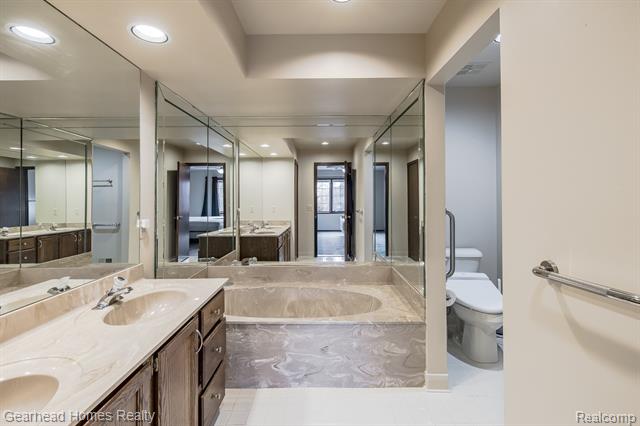 Builiding view twenty seven for 37660 Laurel Park, Livonia, MI. 48152