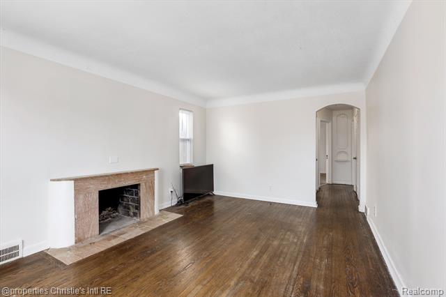 Builiding view four for 11784 Outer, Detroit, MI. 48224