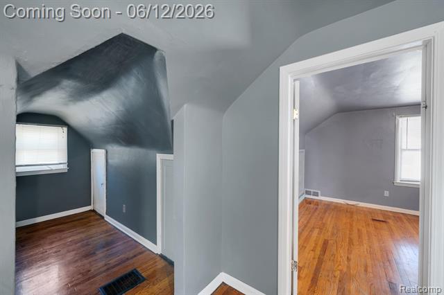 Builiding view fourteen for 16580 Rutherford, Detroit, MI. 48235