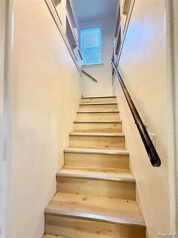 Builiding view sixteen for 8719 Canyon, Grosse Pointe, MI. 48236