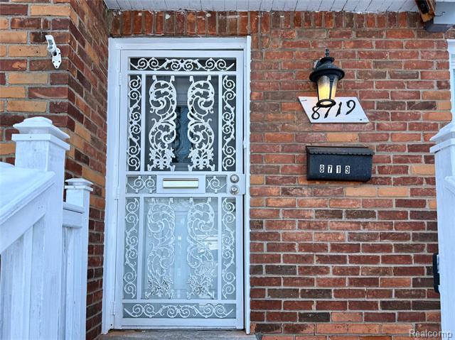 Builiding view three for 8719 Canyon, Grosse Pointe, MI. 48236