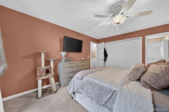 Builiding view twenty four for 15905 New Bedford, Clinton Township, MI. 48038