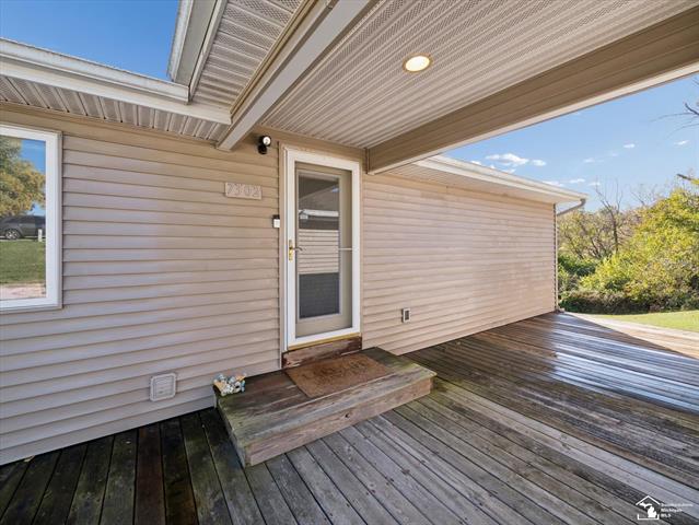 Builiding view four for 7302 Lakeview Dr, Hillsdale, MI. 49242