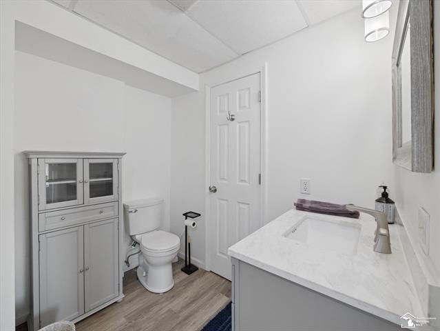 Builiding view thirty three for 7302 Lakeview Dr, Hillsdale, MI. 49242