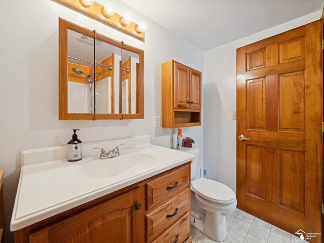 Builiding view twenty seven for 7302 Lakeview Dr, Hillsdale, MI. 49242