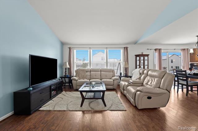 Builiding view four for 5071 Meadow Crest, Holly, MI. 48442