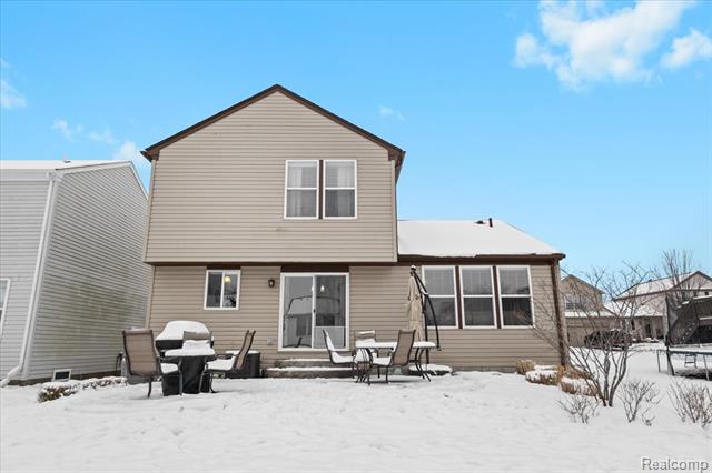 Builiding view twenty three for 5071 Meadow Crest, Holly, MI. 48442