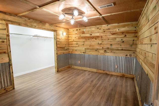 Builiding view thirty seven for 8364 Ridge, Goodrich, MI. 48438