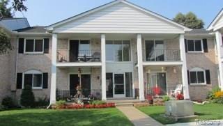 front view for 13920 Camelot Drive, Sterling Heights, Mi. 48312