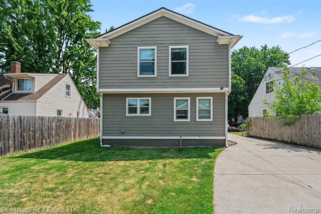 Builiding view twenty three for 501 N Kenwood, Royal Oak, MI. 48067