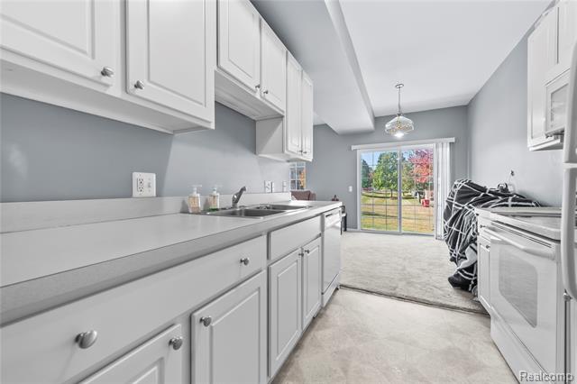 Builiding view eighteen for 54673 Marissa, Shelby Township, MI. 48316