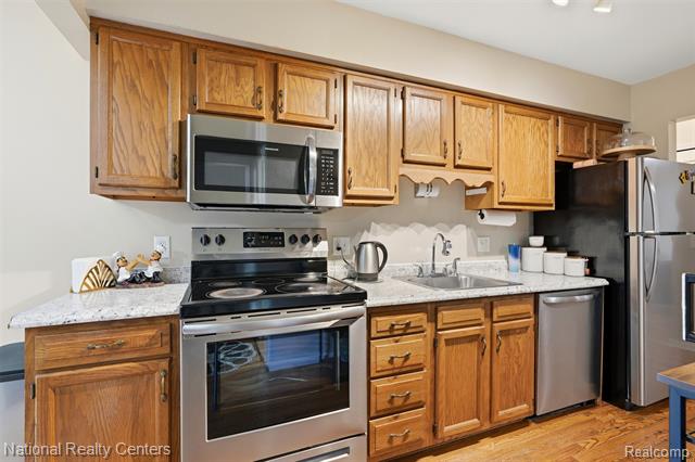 Builiding view six for 5549 Mansfield, Sterling Heights, MI. 48310