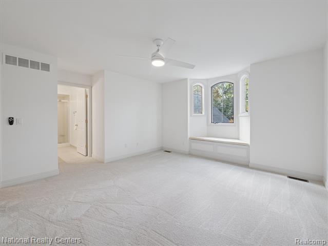 Builiding view thirty two for 1569 Gleneagles, Highland, MI. 48357