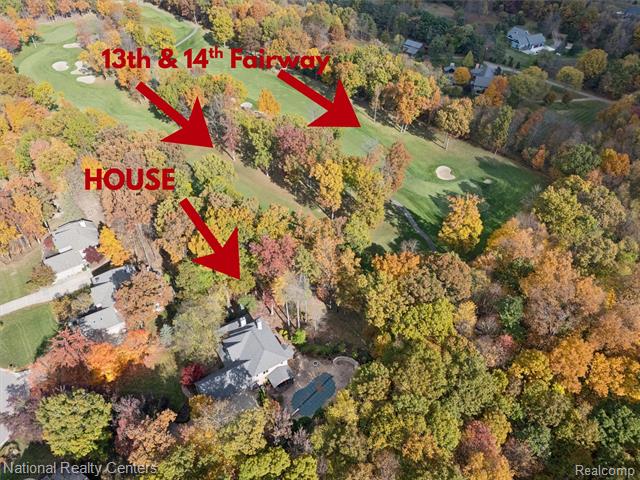 Builiding view three for 1569 Gleneagles, Highland, MI. 48357