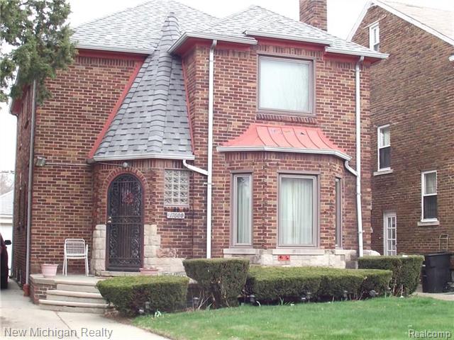 front view for 17600 Pennington Drive, Detroit, Mi. 48221