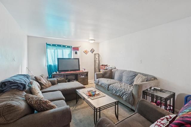 Builiding view two for 1961 Lincoln, Bay City, MI. 48708