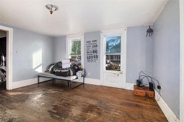 Builiding view eight for 4229 Mill, North Branch, MI. 48461