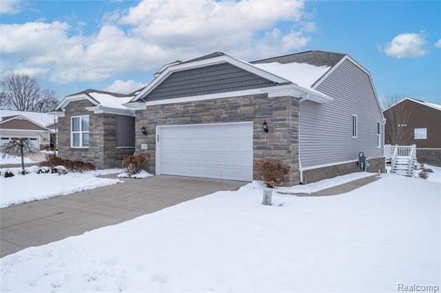 Builiding view three for 3227 Waverly Woods, Howell, MI. 48843