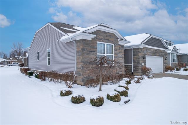 Builiding view twenty nine for 3227 Waverly Woods, Howell, MI. 48843