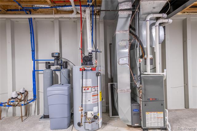 Builiding view twenty seven for 3227 Waverly Woods, Howell, MI. 48843