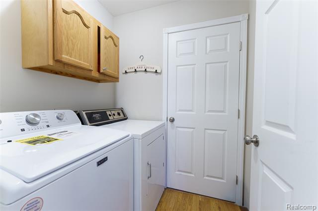 Builiding view thirteen for 10887 Mackinaw, Fowlerville, MI. 48836