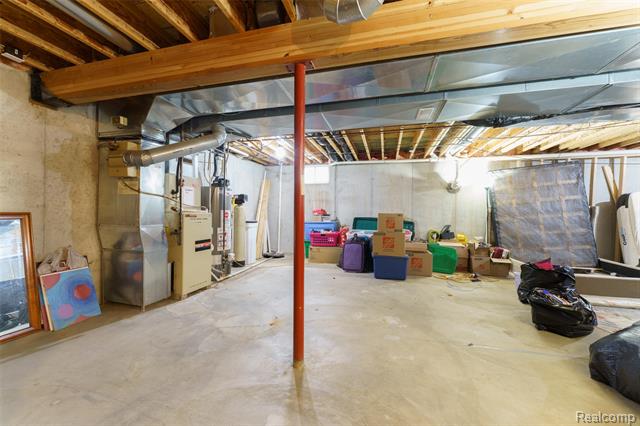 Builiding view twenty two for 10887 Mackinaw, Fowlerville, MI. 48836