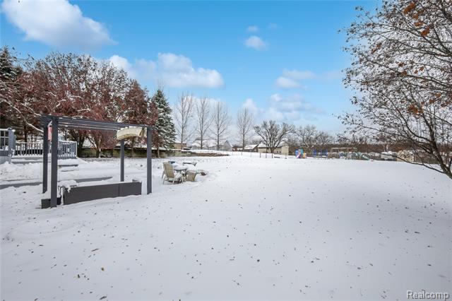 Builiding view forty for 16359 Linden, Linden, MI. 48451