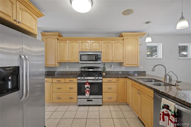 Builiding view seven for 16359 Linden, Linden, MI. 48451