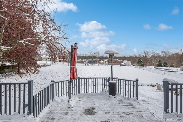 Builiding view thirty nine for 16359 Linden, Linden, MI. 48451