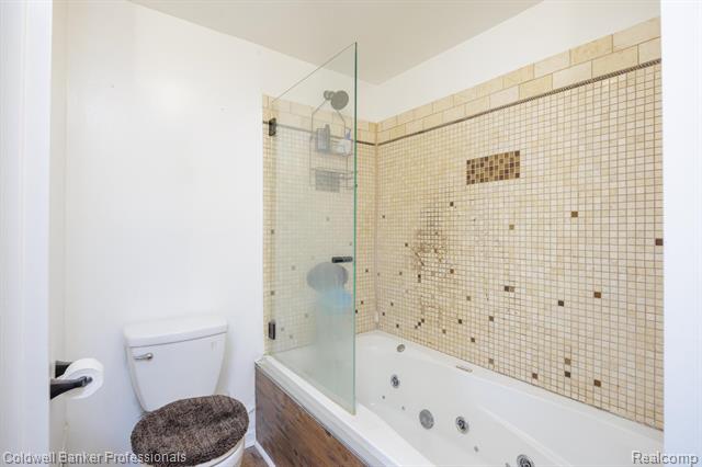 Builiding view twenty one for 41272 Lehigh, Northville, MI. 48167