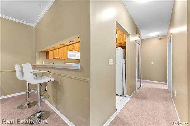 Builiding view six for 23046 Fairlane, Trenton, MI. 48183