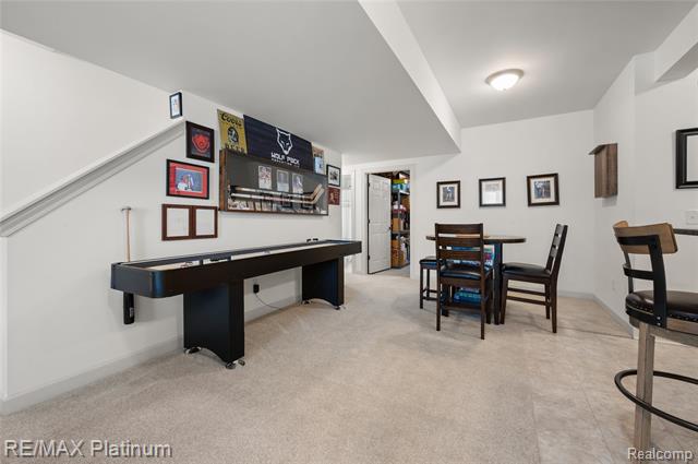 Builiding view thirty two for 8209 Lee, Brighton, MI. 48116