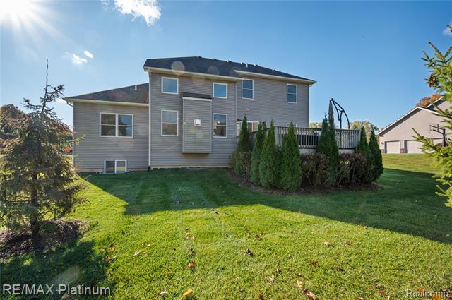 Builiding view twenty three for 8209 Lee, Brighton, MI. 48116