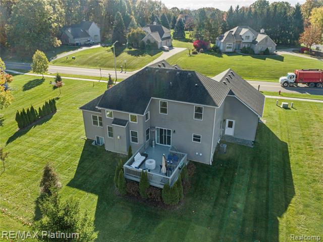 Builiding view twenty for 8209 Lee, Brighton, MI. 48116