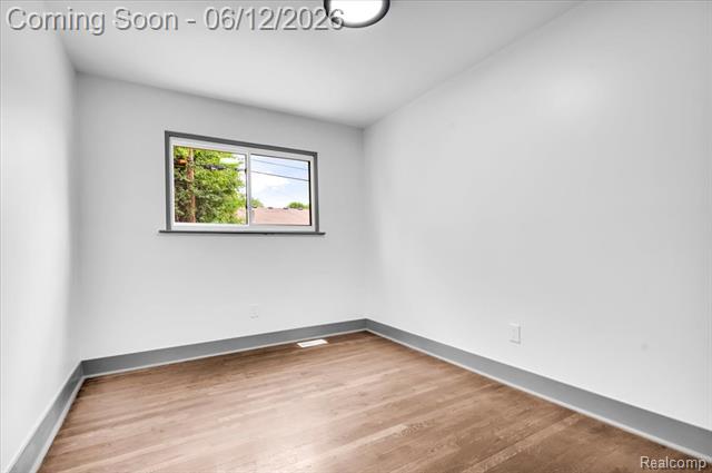 Builiding view twenty five for 20200 Brookshire, Southfield, MI. 48076
